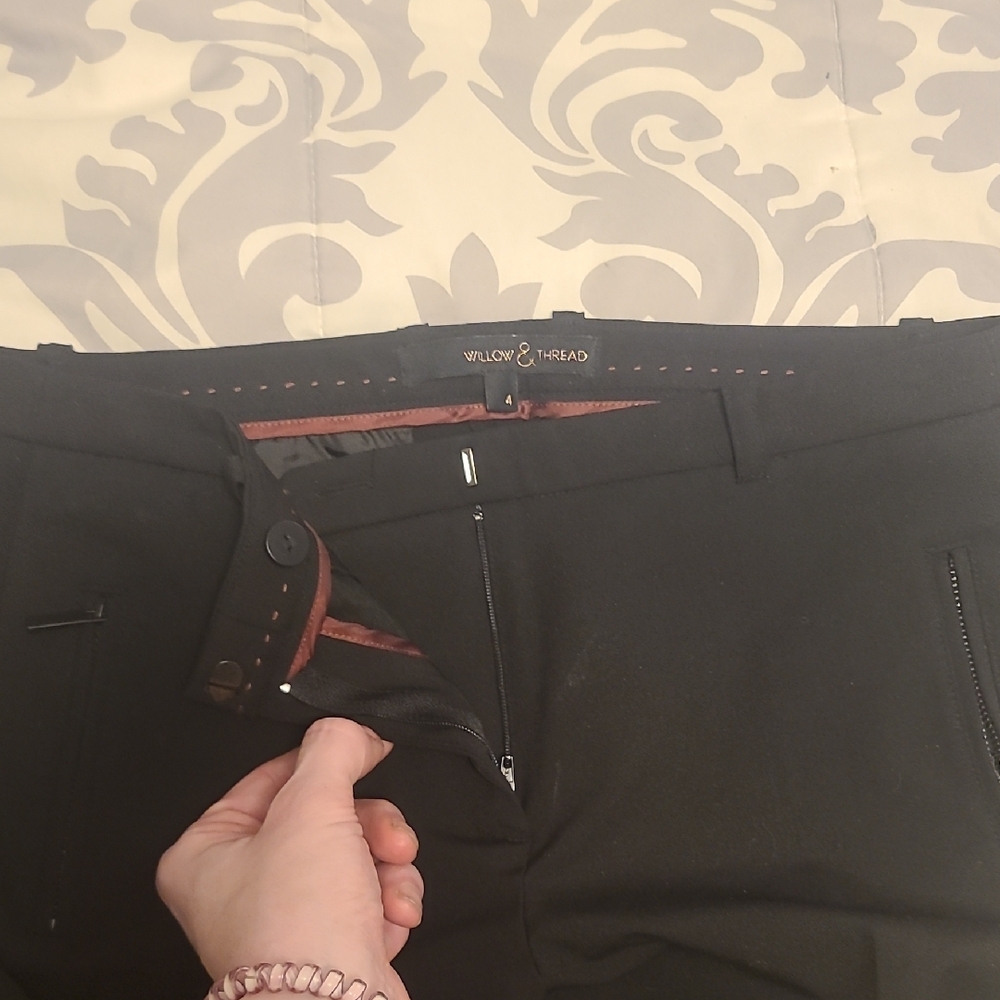 Chic Black Trousers - Picture 6 of 6
